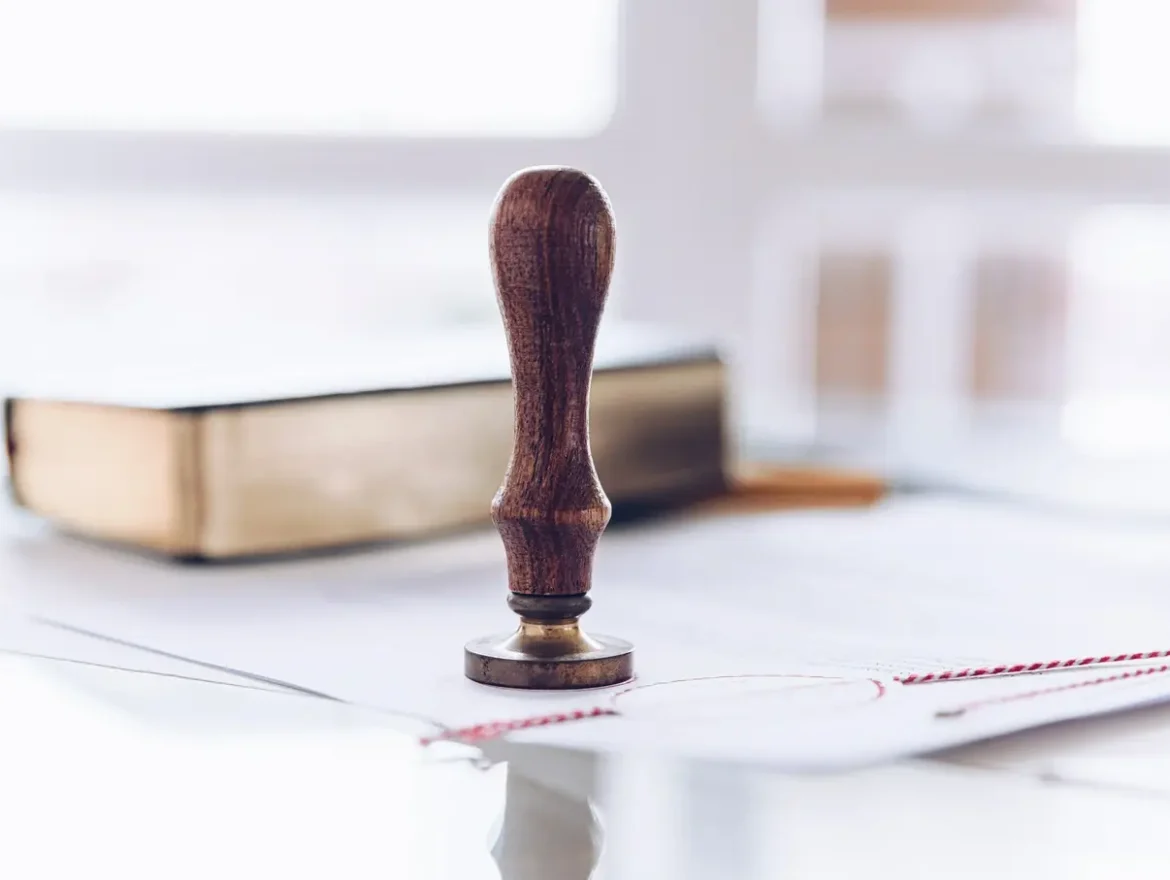 stempel notariusza na dokumencie